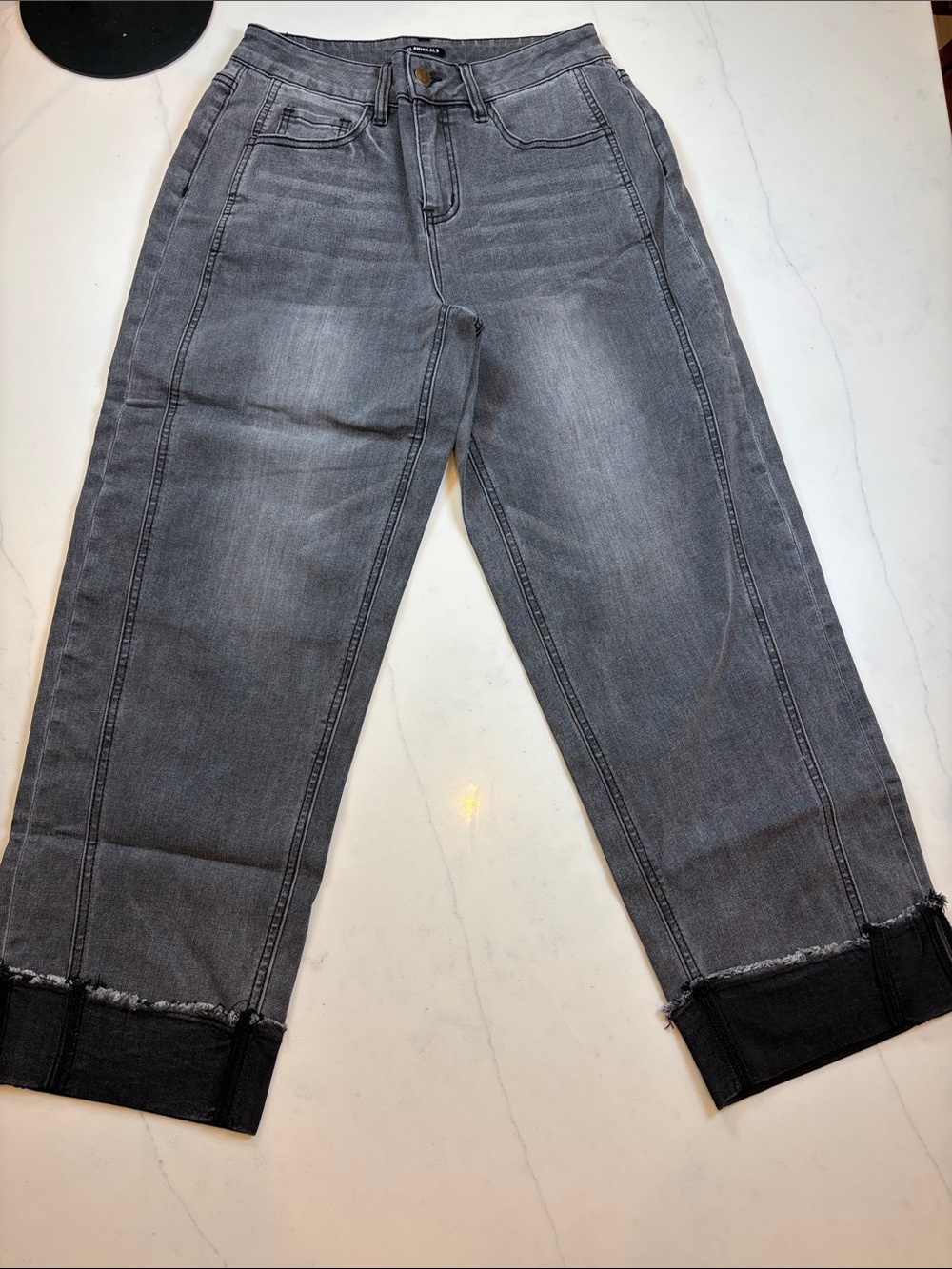 Women’s mid rise Grey Jeans